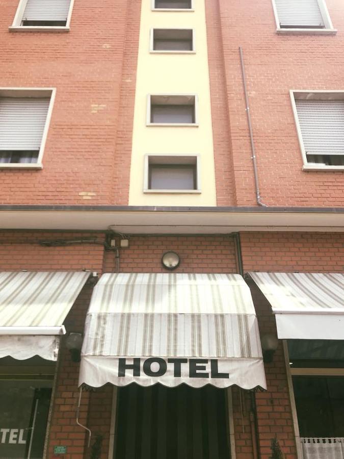 Hotel Cinzia Savignano sul Panaro Esterno foto