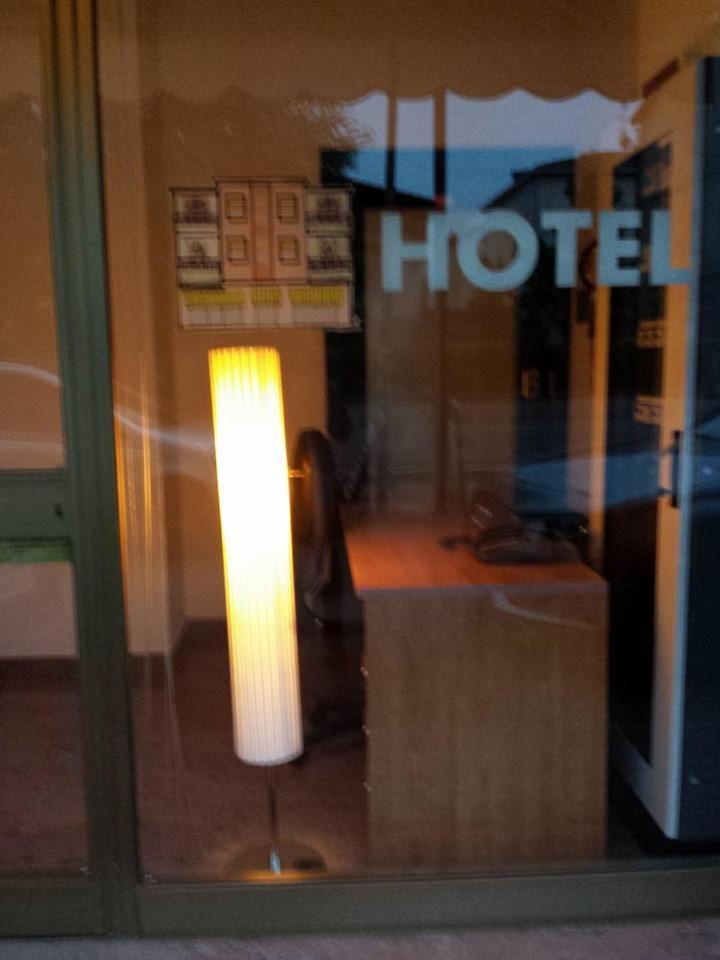 Hotel Cinzia Savignano sul Panaro Esterno foto