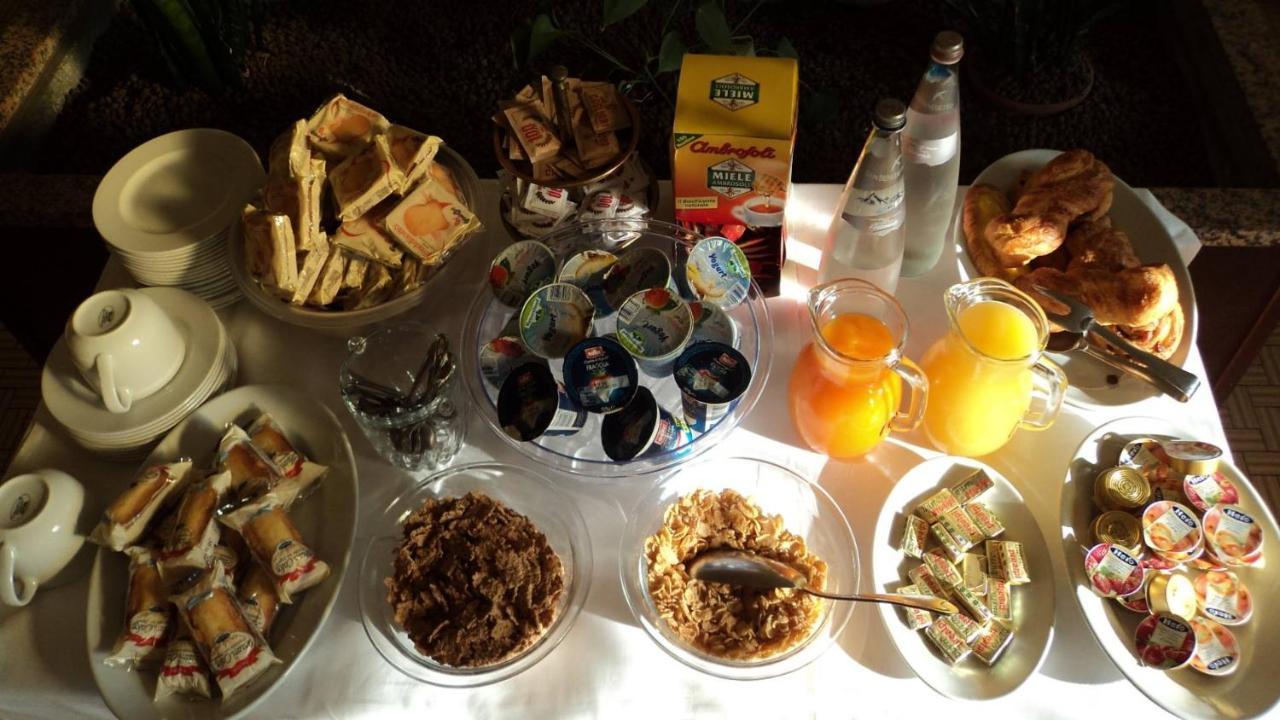 Hotel Cinzia Savignano sul Panaro Esterno foto